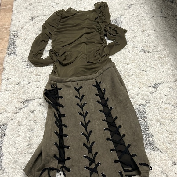 Fashion nova long sleeve dress - Picture 7 of 14